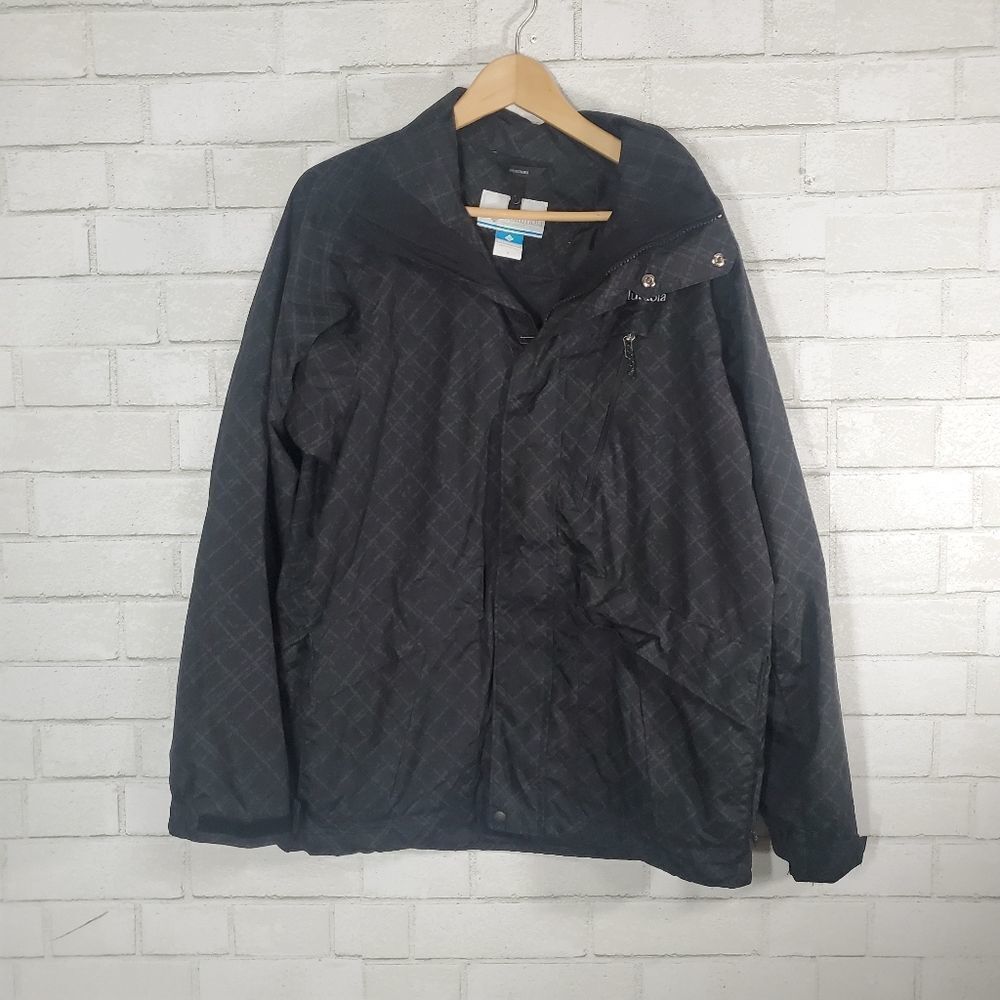 Columbia black windbreaker